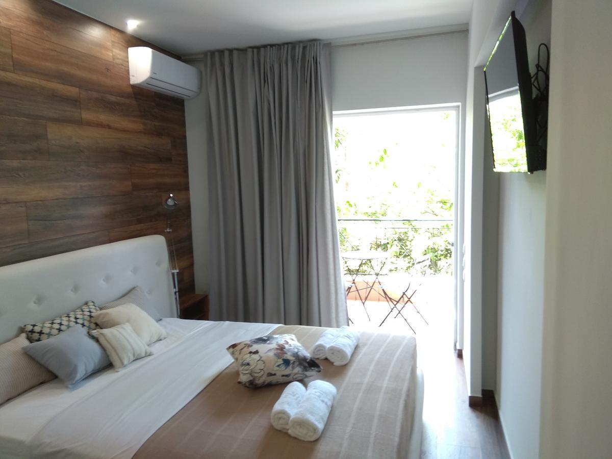 Bed and Breakfast Limonchello Kalamata Esterno foto
